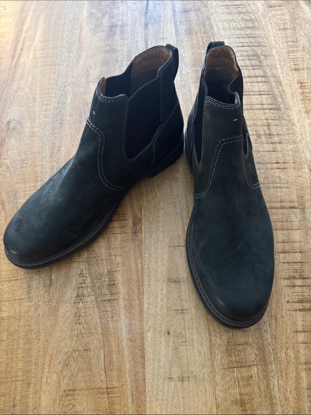 Florsheim 11970 010 Men's Black Nubuck leather Slip-On Chelsea Boots size 11 M